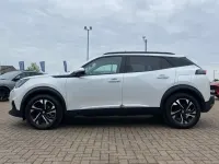 Begagnad Peugeot 2008 Allure Premium 2020 Vit SUV