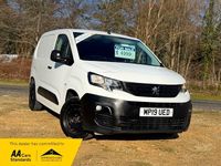 Used Peugeot Partner 2019 White MPV