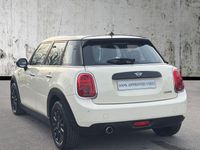 Used Mini Cooper Hatch 134 HP (98 kW) 2018 White Hatchback