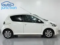 Begagnad Toyota Aygo 68 HK (50 kW) 2012 Vit Halvkombi