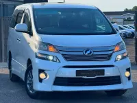 Used Toyota Alphard 2012 White MPV