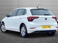 Used VW Polo Life 95 HP (69 kW) 2021 Pure white Hatchback