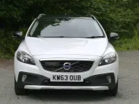 Used Volvo V40 SE 2014 White Hatchback