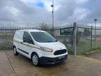 Usado Ford Transit 2017 Blanco Familiar