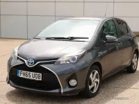 Used Toyota Yaris 101 HP (74 kW) 2016 Grey Hatchback