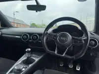 Usado Audi TT Sport 184 HP (135 kW) 2016 Preto Coupé