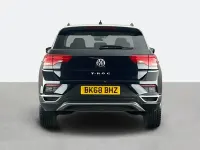 Usado VW T-Roc Design 150 HP (110 kW) 2018 Preto SUV