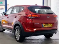 Used Hyundai Tucson 116 HP (85 kW) 2016 Red SUV