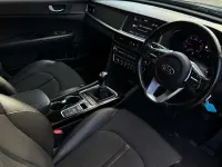 Used Kia Optima 134 HP (98 kW) 2018 Blue Estate