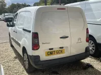Used Citroën Berlingo 75 HP (55 kW) 2017 White MPV