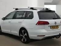 Używany VW Golf VII SE 115 KM (84 kW) 2018 Biały Kombi