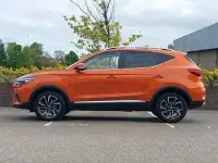 Used MG ZS Exclusive 111 HP (81 kW) 2024 Orange SUV