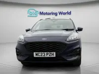 Usado Ford Kuga ST-Line 225 CV (165 kW) 2023 Azul SUV