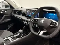 New MG HS SE 224 HP (164 kW) 2026 Silver SUV