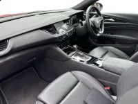 Used Vauxhall Insignia SRi 170 HP (125 kW) 2017 Red Estate
