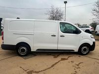 Used Vauxhall Vivaro Edition 150 HP (110 kW) 2020 White MPV