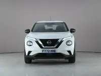 Używany Nissan Juke Acenta 114 KM (83 kW) 2023 Biały SUV