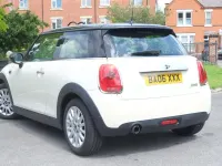 Used Mini Cooper Hatch 2015 White Hatchback