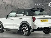 Used Mini Cooper Hatch 154 HP (113 kW) 2024 White Hatchback