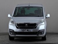 Used Peugeot TePee Allure 100 HP (73 kW) 2017 Silver MPV