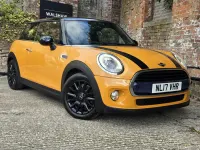 Używany Mini Cooper D Hatch 2017 Pomarańczowy Hatchback