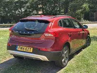 Used Volvo V40 2014 Red Hatchback