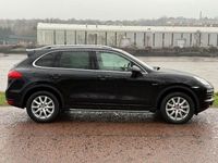 Usado Porsche Cayenne 245 HP (180 kW) 2013 Preto SUV