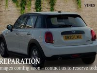 Used Mini Cooper Classic 134 HP (98 kW) 2020 White Hatchback