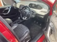 Käytetty Peugeot 2008 Allure 82 HP (60 kW) 2017 Punainen Katumaasturi