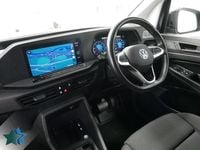 Usado VW Caddy Maxi Pro 122 HP (89 kW) 2022 Preto Monovolume