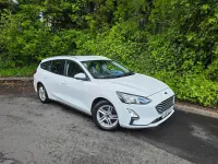 Used Ford Focus Zetec 125 HP (91 kW) 2022 White Estate