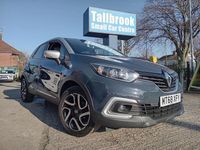 Used Renault Captur Iconic 90 HP (66 kW) 2018 Blue/silver SUV
