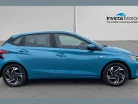 Używany Hyundai i20 SE 100 KM (73 kW) 2023 Turkusowy Hatchback