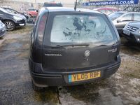 Used Vauxhall Corsa Design Edition 2005 Black Hatchback