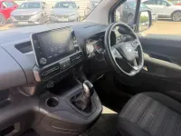 Used Vauxhall Combo S 100 HP (73 kW) 2019 Blue MPV