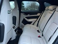 Used Jaguar F-Pace R-Dynamic 204 HP (150 kW) 2024 Red SUV