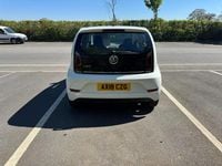 Used VW up! high up! 90 HP (66 kW) 2018 White Hatchback