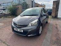 Used Toyota Yaris Multidrive S 99 HP (72 kW) 2013 Grey Hatchback