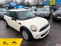 Begagnad Mini ONE 2012 Vit Halvkombi