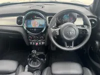 Used Mini Cooper S Exclusive 176 HP (129 kW) 2023 Silver Hatchback
