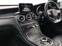 Käytetty Mercedes GLC220 Active 170 HP (125 kW) 2018 Harmaa Farmari