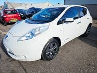 Used Nissan Leaf Tekna 80 kW (109 HP) 2015 White Hatchback