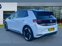 Used VW ID.3 Pro 147 kW (200 HP) 2025 White Hatchback