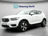 Used Volvo XC40 Inscription 211 HP (155 kW) 2021 White SUV