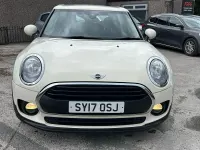 Used Mini One Clubman 116 HP (85 kW) 2017 White Estate