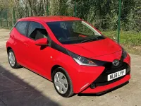 Used Toyota Aygo X-play 2018 Red Hatchback