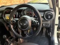 Used Mini Cooper Hatch 136 HP (100 kW) 2017 White Hatchback