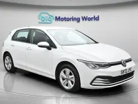 Używany VW Golf VIII S 130 KM (95 kW) 2023 Biały Hatchback