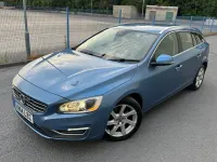 Used Volvo V60 SE Lux 215 HP (158 kW) 2014 Blue Estate