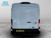 Usado Ford Transit 130 HP (95 kW) 2020 Branco Van
